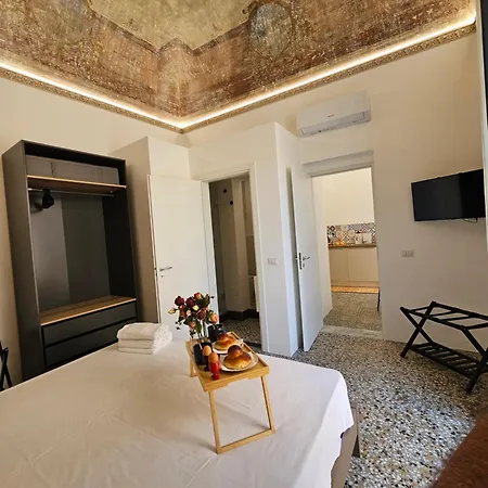Grey House Apartment Catania